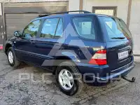 2000 Mercedes Benz ML 320