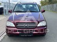 2000 Mercedes Benz ML 320