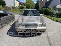 2000 Mercedes Benz E 320