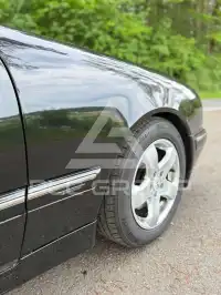 2000 Mercedes Benz E 320