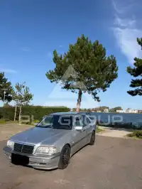 2000 Mercedes Benz 200