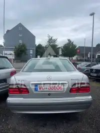 2000 Mercedes Benz E 280