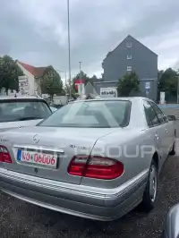 2000 Mercedes Benz E 280