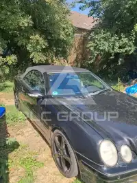 2000 Mercedes Benz CLK 200