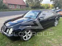 2000 Mercedes Benz CLK 200