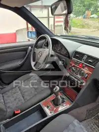 2000 Mercedes Benz 220
