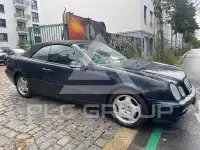 2000 Mercedes Benz CLK 320