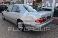 2000 Mercedes Benz E 200