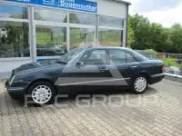 2000 Mercedes Benz E 200