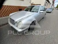 2000 Mercedes Benz E 200