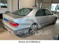2000 Mercedes Benz E 200