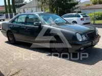 2000 Mercedes Benz E 220