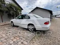2000 Mercedes Benz E 220