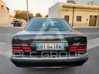 2000 Mercedes Benz E 220