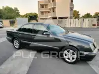 2000 Mercedes Benz E 220