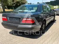 2000 Mercedes Benz E 220