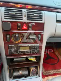2000 Mercedes Benz E 240