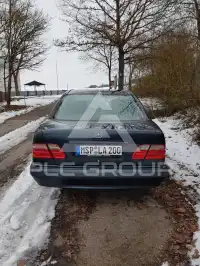 2000 Mercedes Benz E 240