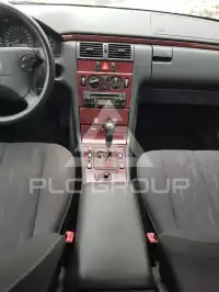 2000 Mercedes Benz E 240