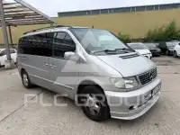 2000 Mercedes Benz V 220