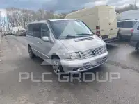 2000 Mercedes Benz V 220