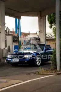 2000 Mercedes Benz SL 320