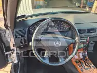 2000 Mercedes Benz SL 320