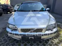 2000 Volvo V70