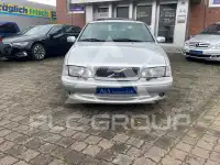2000 Volvo C70