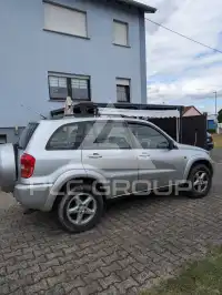2000 Toyota RAV4