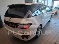 2000 Toyota PREVIA