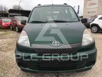 2000 Toyota YARIS