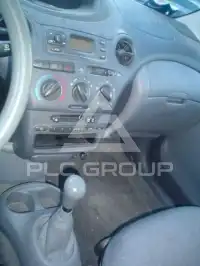 2000 Toyota YARIS