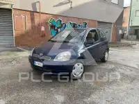 2000 Toyota YARIS