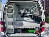 2000 Toyota Hiace