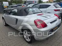 2000 Toyota MR2