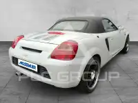2000 Toyota MR2