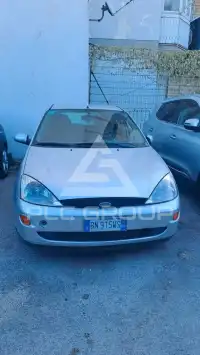 2000 Ford FOCUS