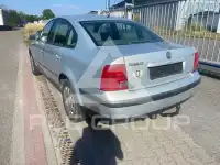 2000 Volkswagen Passat