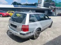 2000 Volkswagen Passat