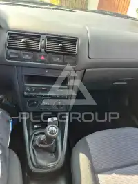 2000 Volkswagen GOLF