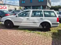 2000 Volkswagen GOLF