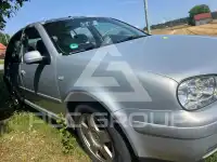 2000 Volkswagen GOLF