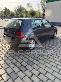 2000 Volkswagen GOLF