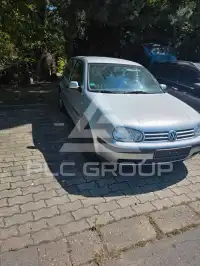 2000 Volkswagen GOLF