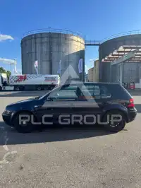 2000 Volkswagen GOLF