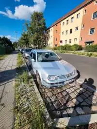 2000 Volkswagen GOLF