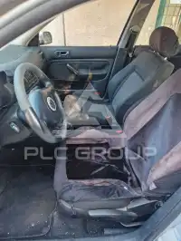 2000 Volkswagen GOLF