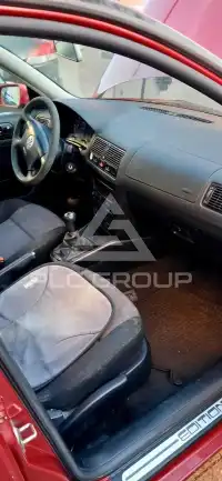 2000 Volkswagen GOLF