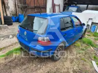 2000 Volkswagen GOLF